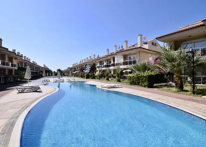 Sunset Beach Club Aqualettings Aqua 5